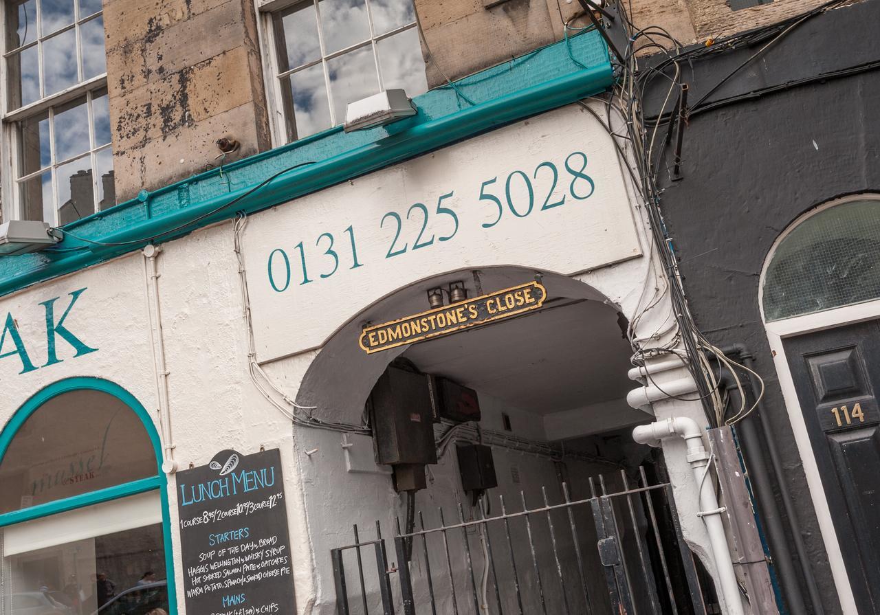 The Edmonstone'S Close Residence Edinburgh Exterior photo